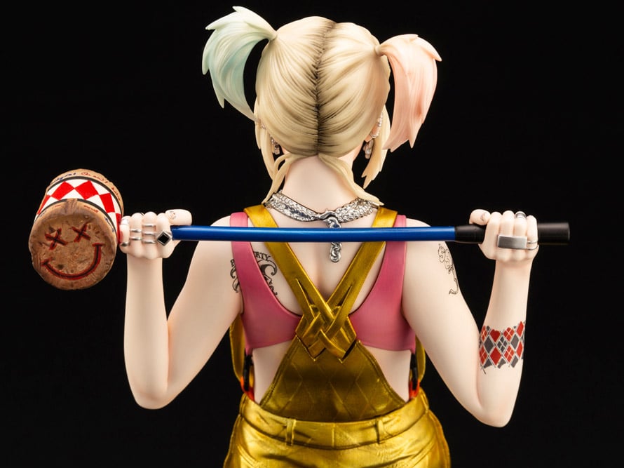 Birds of Prey ArtFX Harley Quinn Statue Gallery Image 17