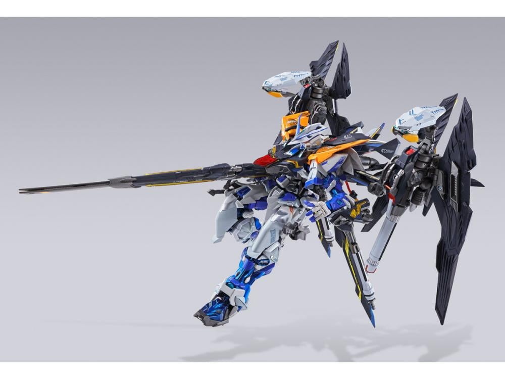 Gundam Metal Build Lightning Striker Exclusive Option Set