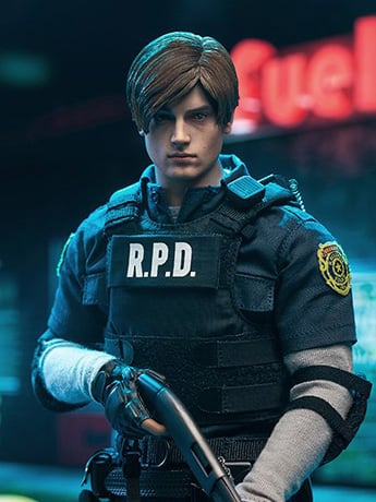 Resident Evil 2 Leon S. Kennedy Figure by Damtoys/Nauts