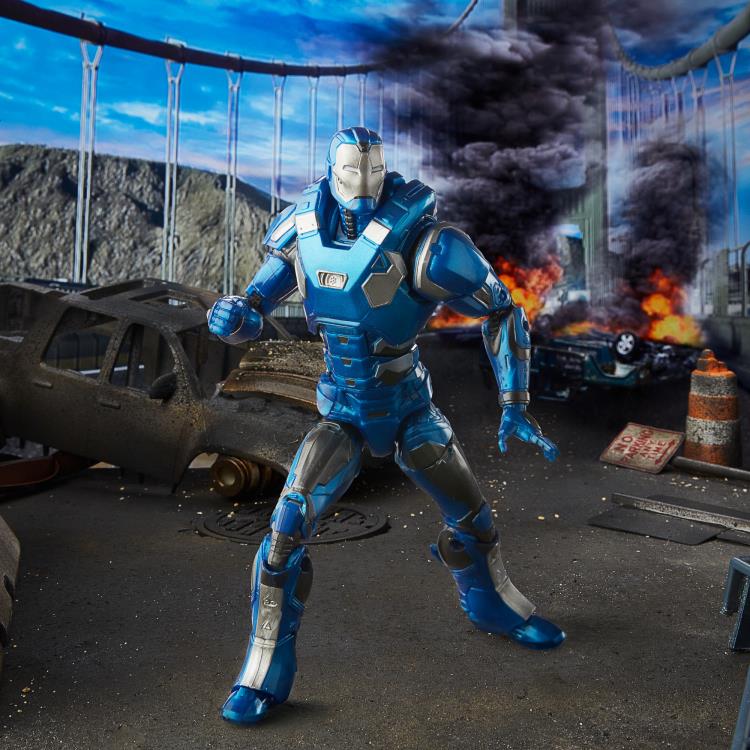 Marvel's Avengers Marvel Legends Iron Man Action Figure (Joe Fixit BAF) Gallery Image 8