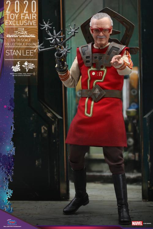 Thor: Ragnarok MMS570 Stan Lee 1/6th Scale Collectible Figure Gallery Image 5