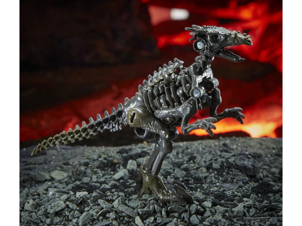 Transformers War for Cybertron: Kingdom Core Set of 3 Figures Gallery Image 9