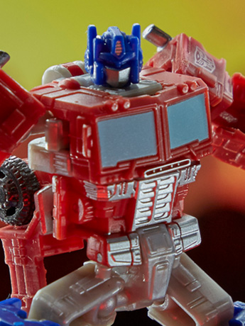 Transformers War for Cybertron: Kingdom Core Optimus Prime Gallery Image 2
