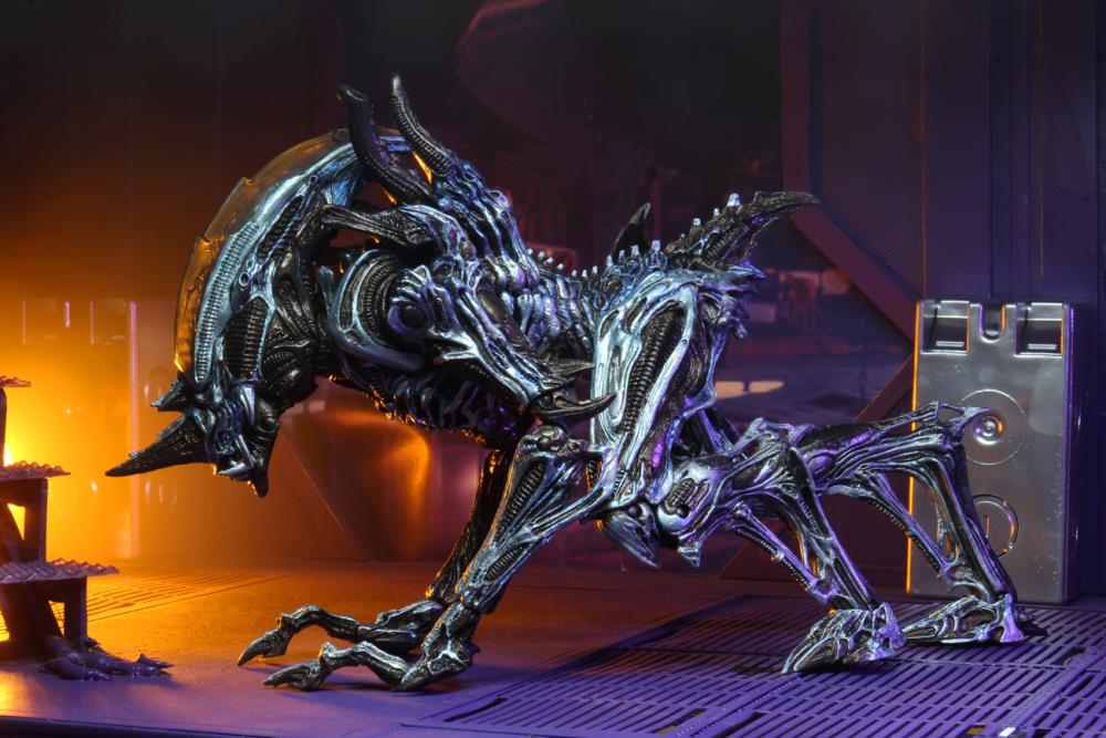 Aliens Ultimate Rhino Alien Figure (Ver. 2) Gallery Image 6