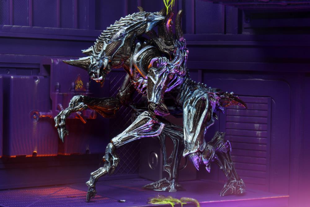 Aliens Ultimate Rhino Alien Figure (Ver. 2) Gallery Image 18