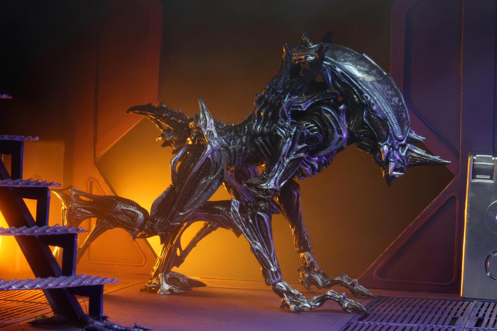Aliens Ultimate Rhino Alien Figure (Ver. 2) Gallery Image 7
