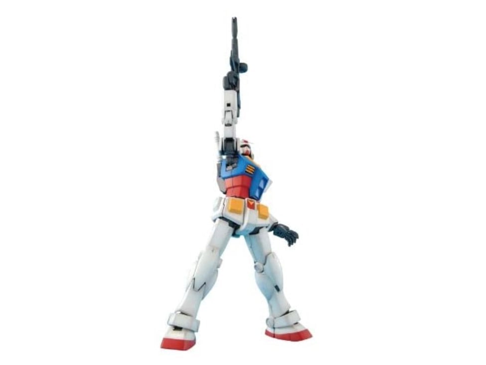 Mobile Suit Gundam MG RX-78-2 Gundam (Ver. 2.0) 1/100 Scale Model Kit Gallery Image 5