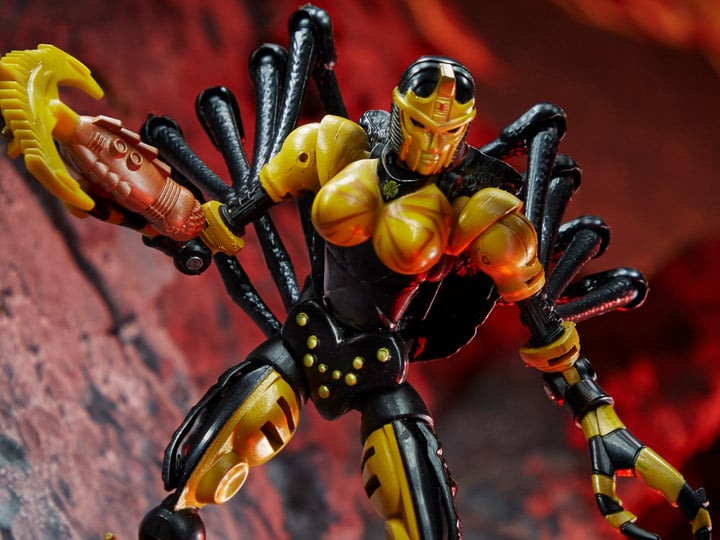Transformers War for Cybertron: Kingdom Deluxe Blackarachnia Gallery Image 1