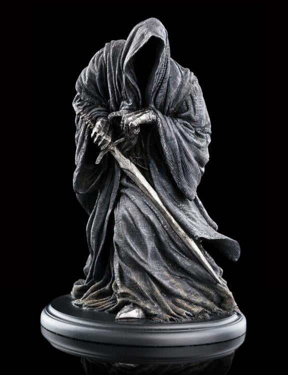 The Lord of the Rings Ringwraith Miniature Figure Gallery Image 3