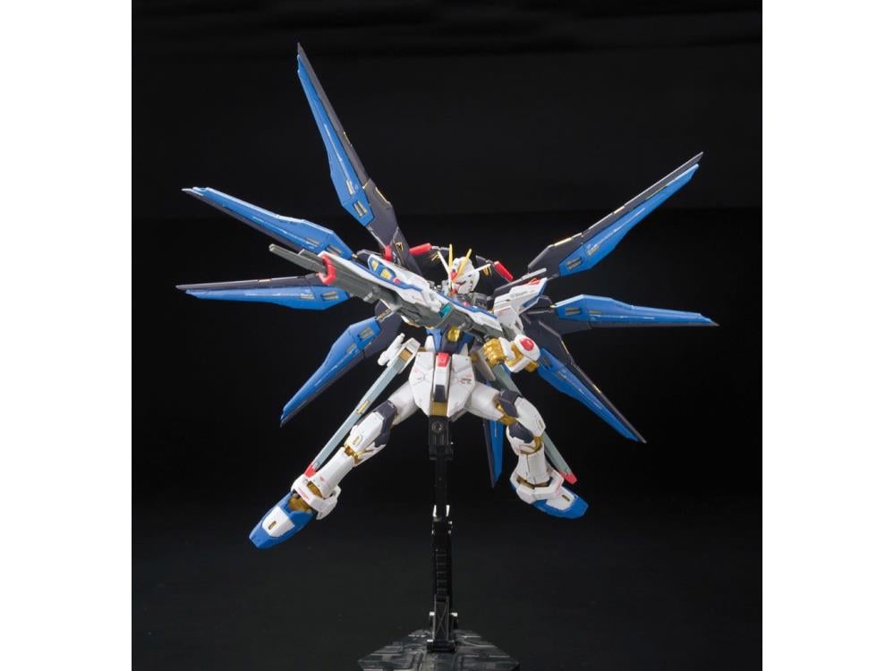 Mobile Suit Gundam SEED Destiny RG Strike Freedom Gundam 1/144 Scale Model Kit Gallery Image 3