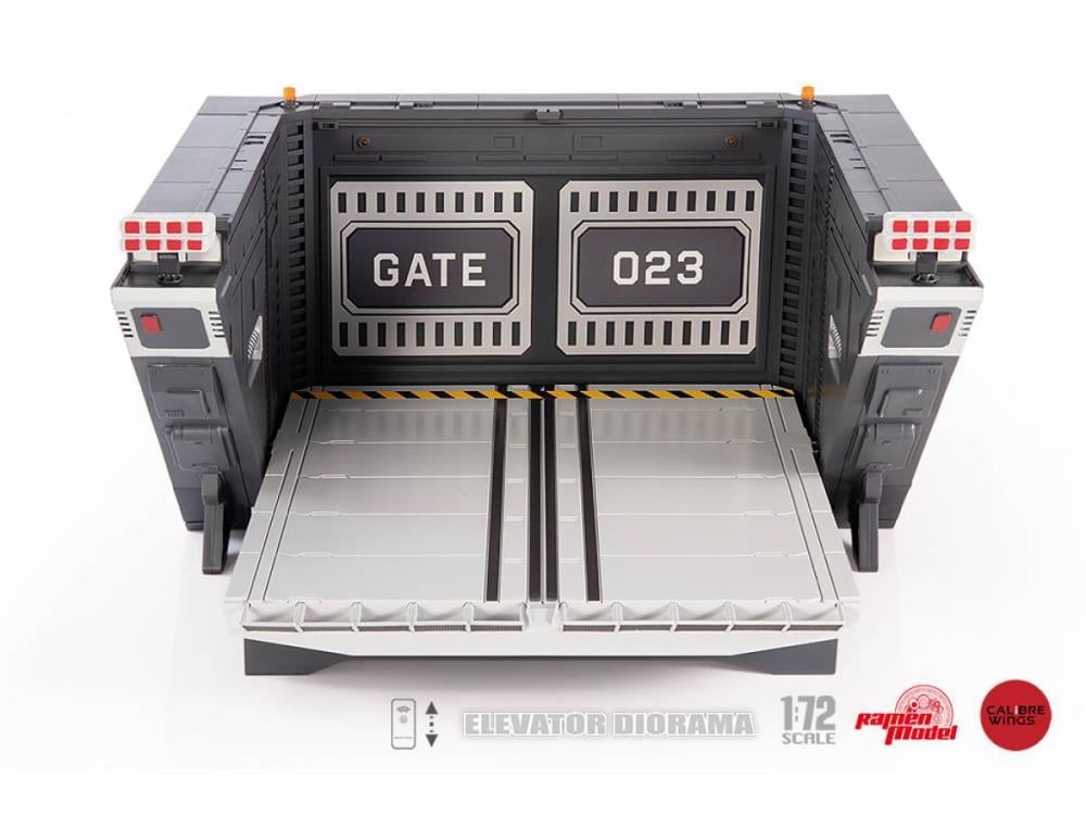 Aircraft Elevator 1/72 Scale Diorama Set Gallery Image 4