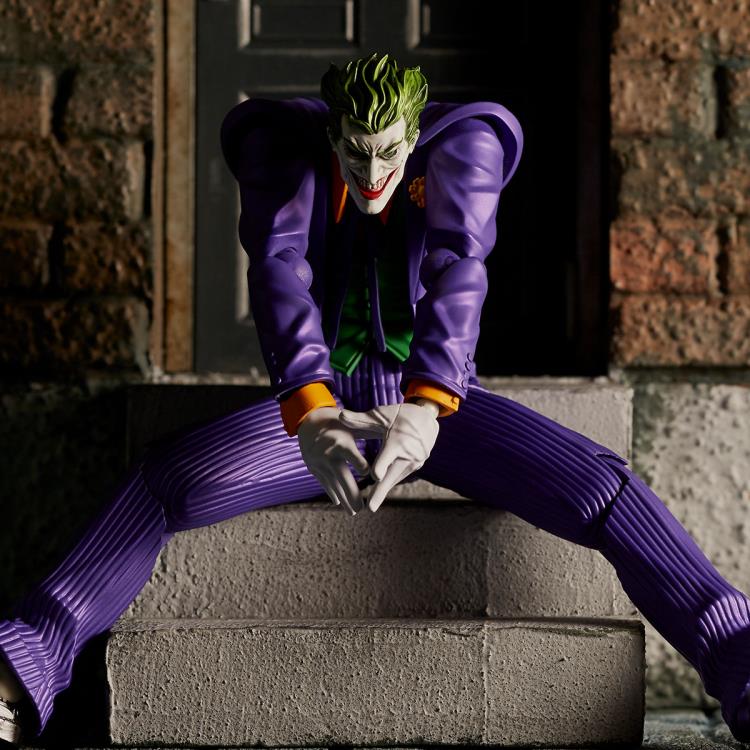 DC Comics Amazing Yamaguchi Revoltech No.021 The Joker Action Figure Gallery Image 4