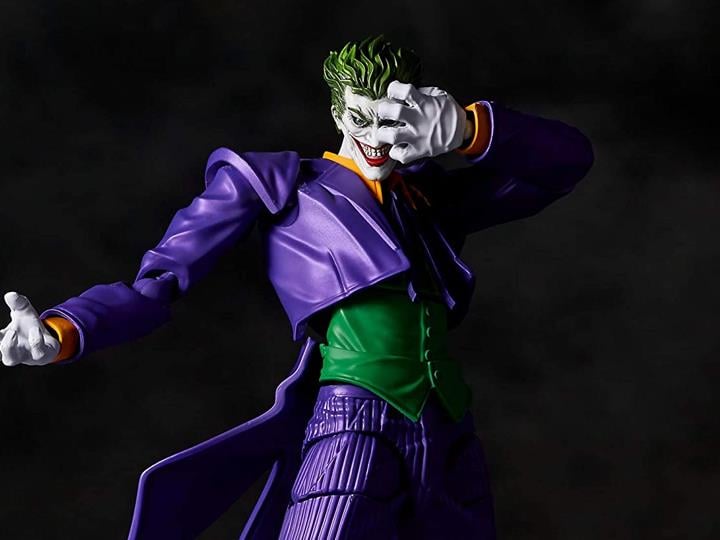 DC Comics Amazing Yamaguchi Revoltech No.021 The Joker Action Figure Gallery Image 1