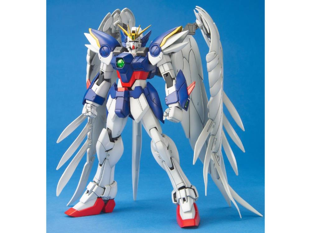 Gundam Wing: Endless Waltz MG Wing Gundam Zero EW 1/100 Scale Model Kit Gallery Image 3