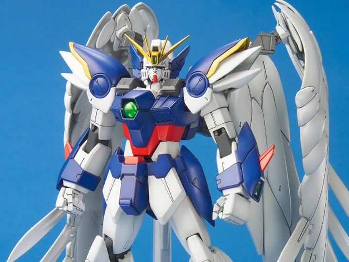 Gundam Wing: Endless Waltz MG Wing Gundam Zero EW 1/100 Scale Model Kit Gallery Image 1