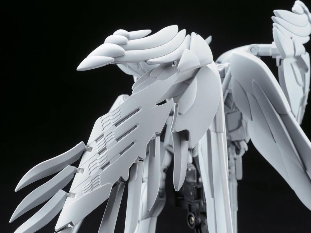 Gundam Wing: Endless Waltz RG Wing Gundam Zero EW 1/144 Scale Model Kit Gallery Image 5