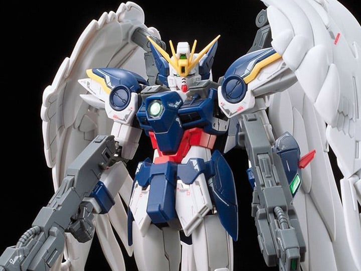 Gundam Wing: Endless Waltz RG Wing Gundam Zero EW 1/144 Scale