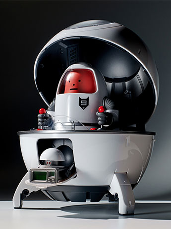 SML Wars SS 001 (Spacecraft Ver) Art Toy Gallery Image 2