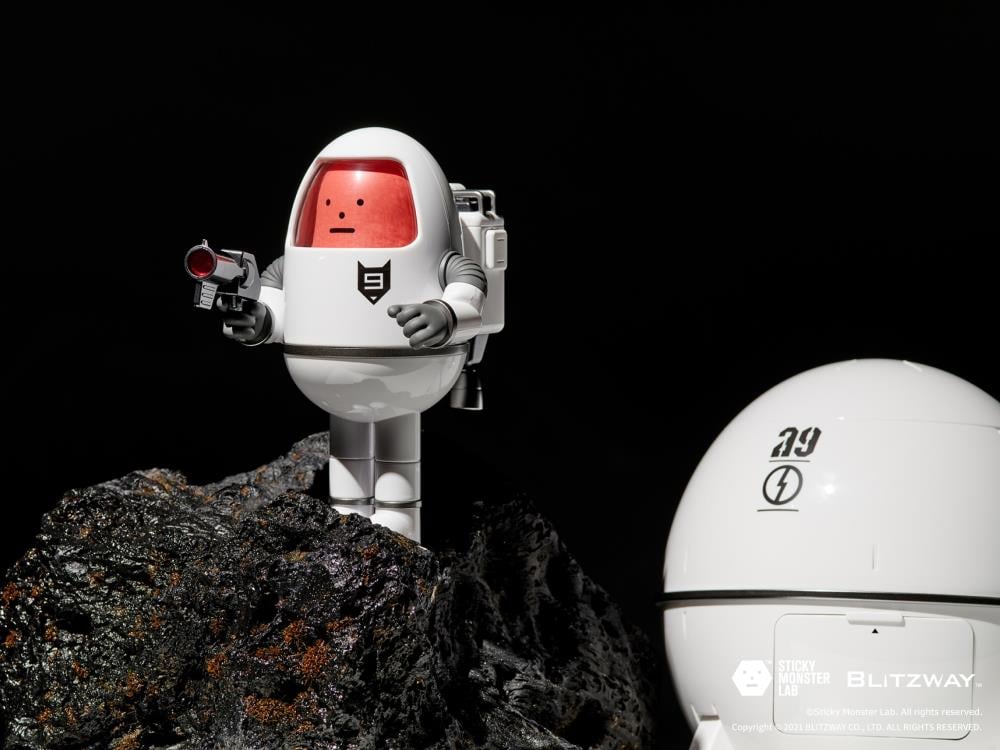 SML Wars SS 001 (Spacecraft Ver) Art Toy Gallery Image 16
