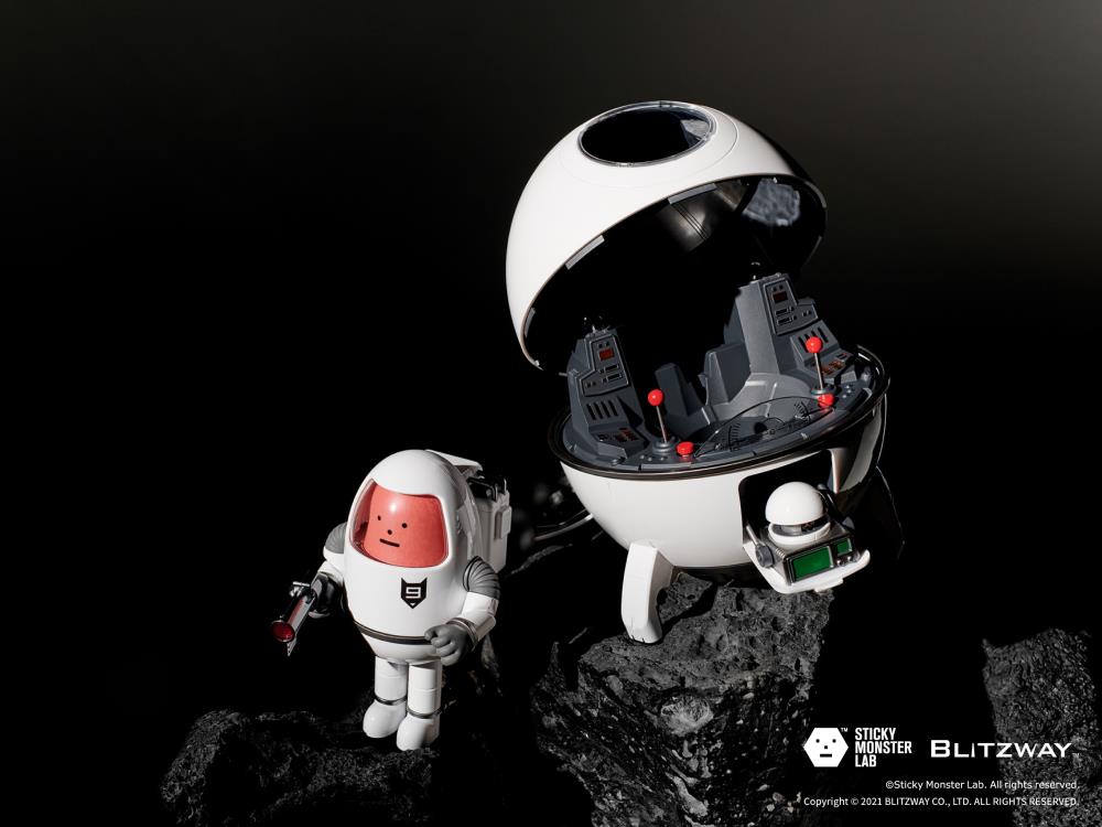 SML Wars SS 001 (Spacecraft Ver) Art Toy Gallery Image 17