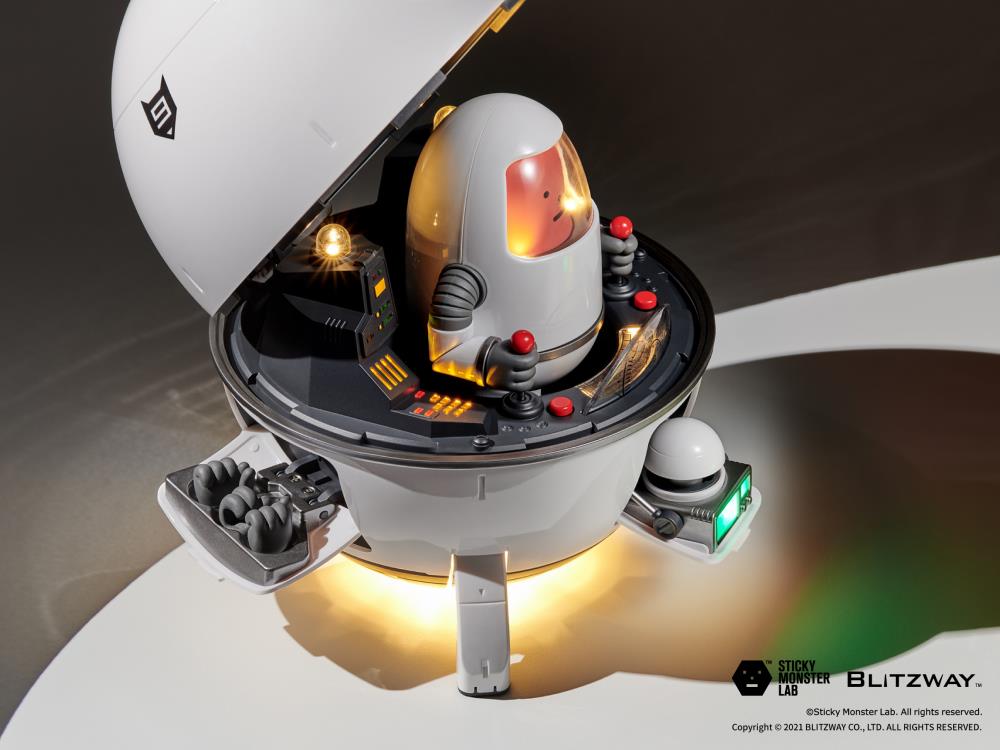 SML Wars SS 001 (Spacecraft Ver) Art Toy Gallery Image 24