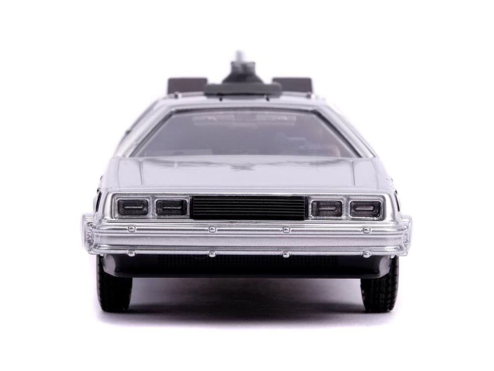 Back to the Future Part II Hollywood Rides DeLorean Time Machine 1/32 Scale Model Gallery Image 8