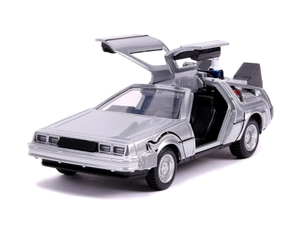 Back to the Future Part II Hollywood Rides DeLorean Time Machine 1/32 Scale Model Gallery Image 10