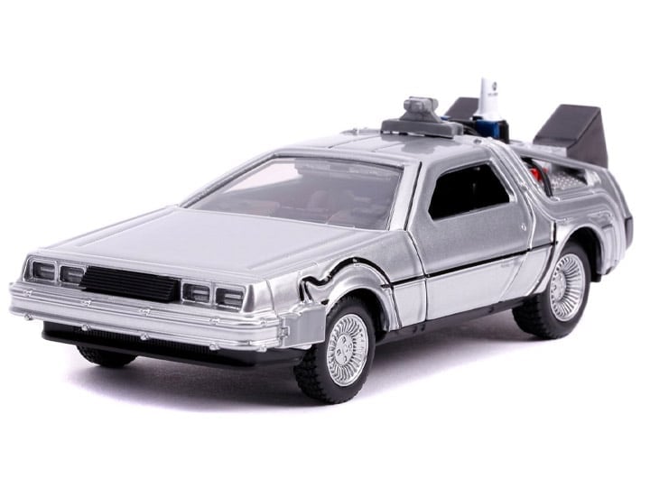 Back to the Future Part II Hollywood Rides DeLorean Time Machine 1/32 Scale Model Gallery Image 1