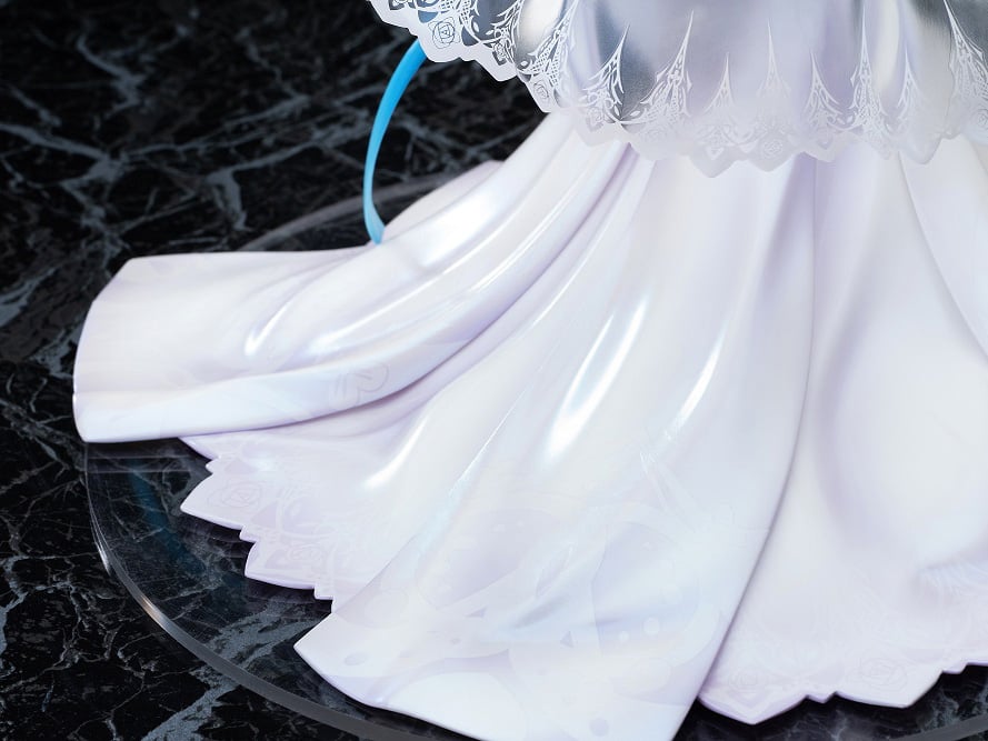 Azur Lane Belfast (Oath of the Claddagh Ring Ver.) 1/7 Scale Figure Gallery Image 13