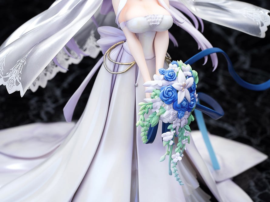 Azur Lane Belfast (Oath of the Claddagh Ring Ver.) 1/7 Scale Figure Gallery Image 12
