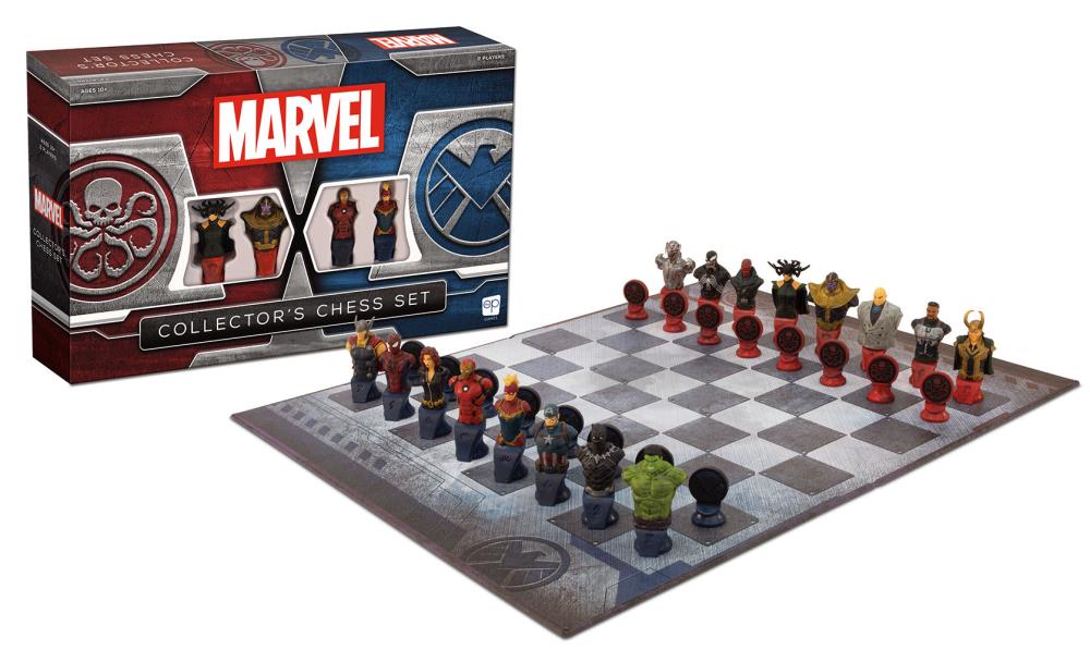 Marvel Collector's Chess Set Gallery Image 3