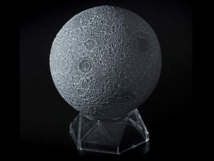 Space 2039 Series VP-06 The Moon 1/4350000 Scale Model Gallery Image 1