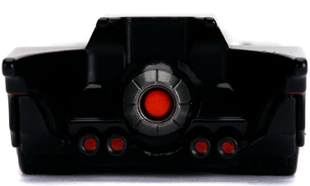 Batman: The Animated Series Metals Die Cast 1/32 Scale Batmobile With Batman Gallery Image 5