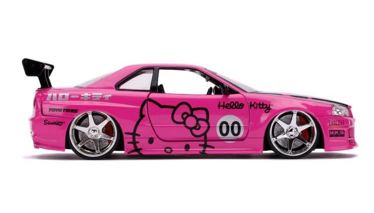 Hello Kitty 2002 Nissan Skyline GT-R (R34) 1/24 Scale Die-Cast Vehicle & Figure Gallery Image 6