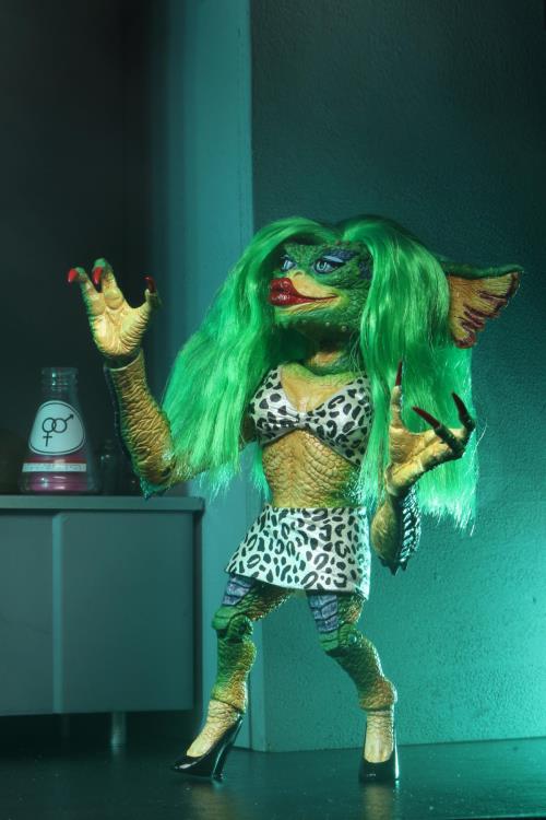 Gremlins 2: The New Batch Ultimate Greta Action Figure Gallery Image 4