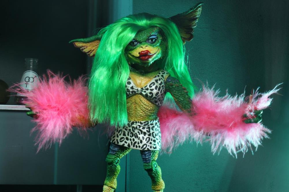 Gremlins 2: The New Batch Ultimate Greta Action Figure Gallery Image 7