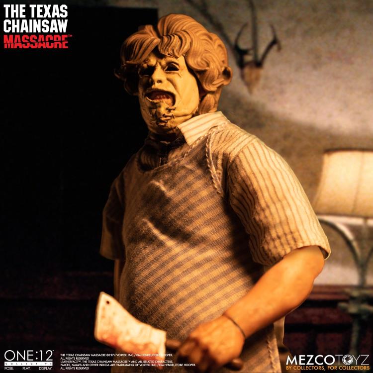 The Texas Chainsaw Massacre One:12 Collective Deluxe Leatherface Gallery Image 9