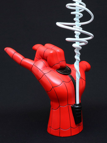 Marvel Heroic Hands Spider-Man Statue Gallery Image 2