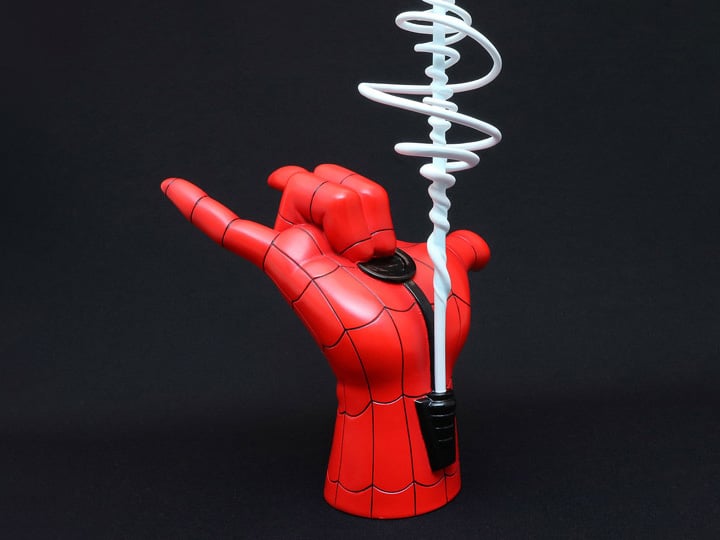 Marvel Heroic Hands Spider-Man Statue Gallery Image 1