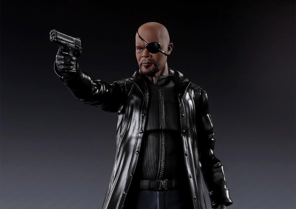 The Avengers S.H.Figuarts Nick Fury Action Figure Gallery Image 7