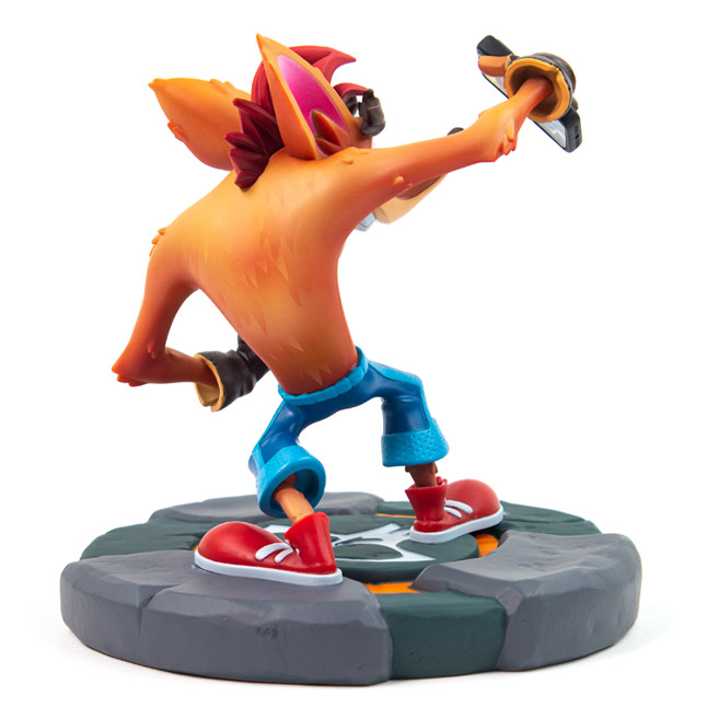 Crash Bandicoot 4: It's About Time Crash Bandicoot Selfie Statue Gallery Image 5