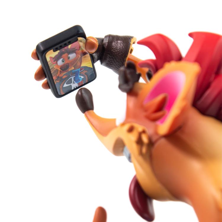 Crash Bandicoot 4: It's About Time Crash Bandicoot Selfie Statue Gallery Image 8