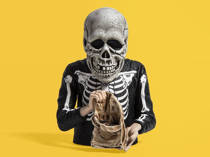 Halloween III: Season of the Witch Skeleton Spinature Bust Gallery Image 1