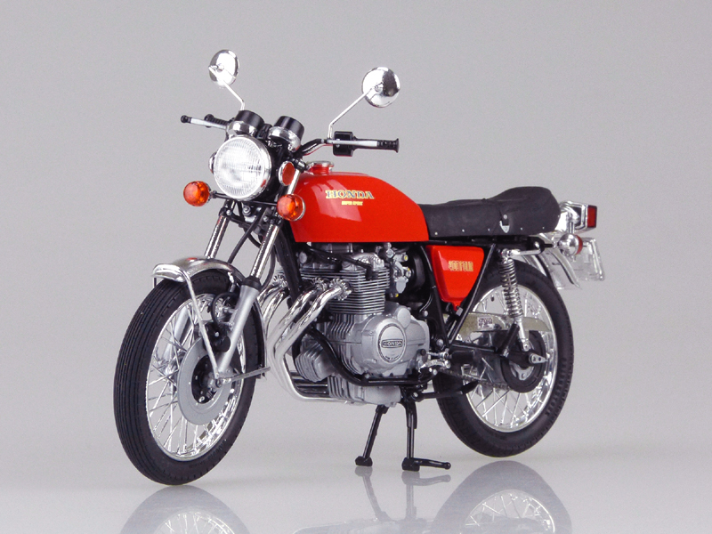 Honda CB400 Four 1/12 Scale Motorcycle Model Kit Gallery Image 3