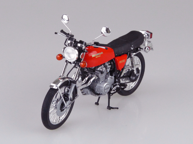 Honda CB400 Four 1/12 Scale Motorcycle Model Kit Gallery Image 5