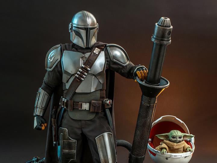 The Mandalorian QS017 The Mandalorian and The Child Deluxe 1/4 Scale Collectible Figure Gallery Image 1