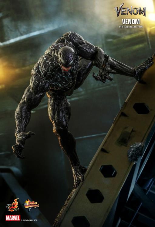 Venom MMS590 Venom 1/6th Scale Collectible Figure Gallery Image 6