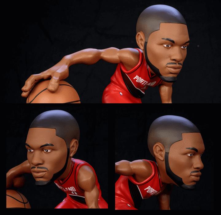 NBA SmAll-Stars: Portland Trail Blazers Damian Lillard (Red Jersey) Figure Gallery Image 4