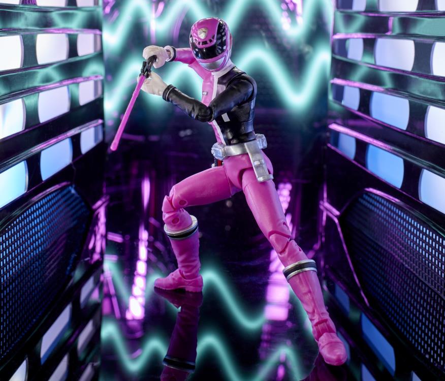Power Rangers S.P.D. Lightning Collection Pink Ranger Gallery Image 13