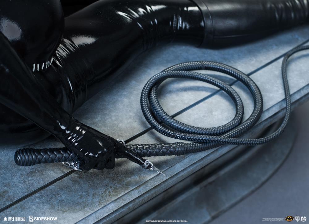 Batman Returns Catwoman 1/4 Scale Maquette Gallery Image 23